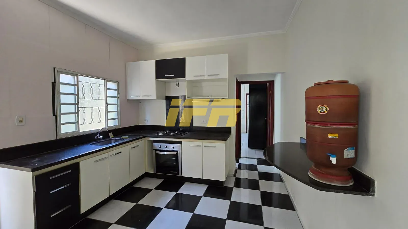 Casa, 1 quarto, 90 m² - Foto 1
