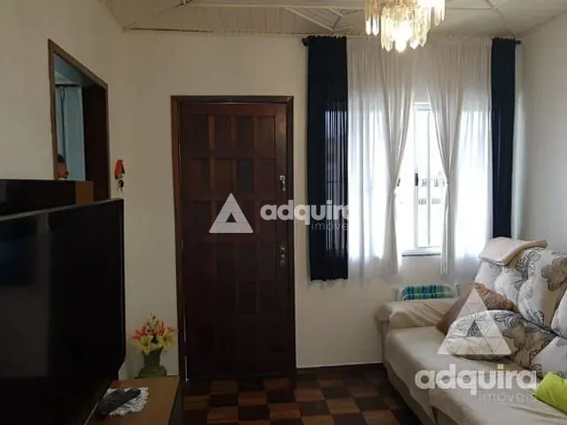 Casa 3 quartos e 2 banheiros, à venda, no bairro Nova Rússia em Ponta Grossa
