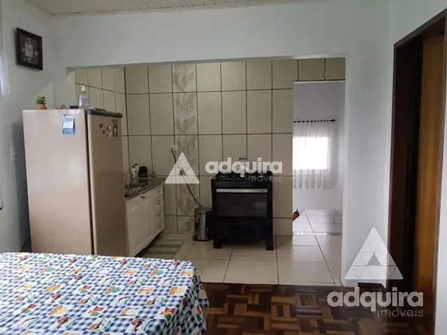 Casa 3 quartos e 2 banheiros, à venda, no bairro Nova Rússia em Ponta Grossa