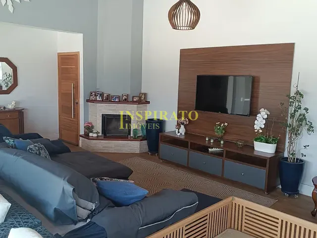 Casa com 1000m² 3 quartos e 5 banheiros, à venda, no bairro Medeiros em Jundiaí