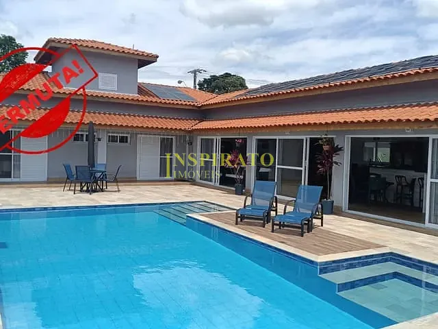 Casa com 1000m² 3 quartos e 5 banheiros, à venda, no bairro Medeiros em Jundiaí