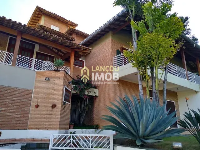 Casa com 1982m² 4 quartos e 5 banheiros, à venda, no bairro Parque Quinta da Boa Vista em Jundiaí