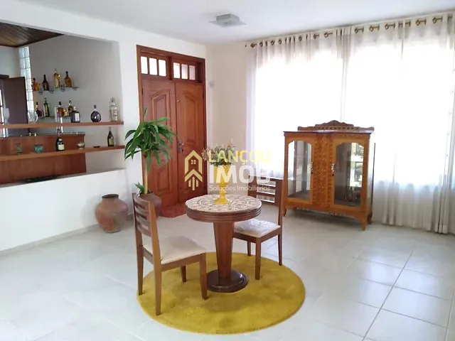 Casa com 1982m² 4 quartos e 5 banheiros, à venda, no bairro Parque Quinta da Boa Vista em Jundiaí