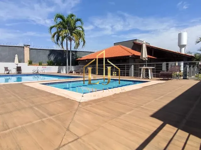 Casa com 230m² 3 quartos e 2 banheiros, à venda, no bairro Rodoviária Parque em Cuiabá