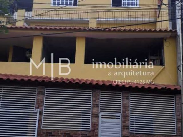 Casa 5 quartos e 3 banheiros, à venda, no bairro JARDIM BANDEIRANTES II em CATAGUASES