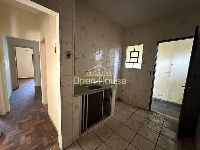 Casa com 280m² 3 quartos e 1 banheiro, à venda, no bairro Santa Tereza em Volta Redonda