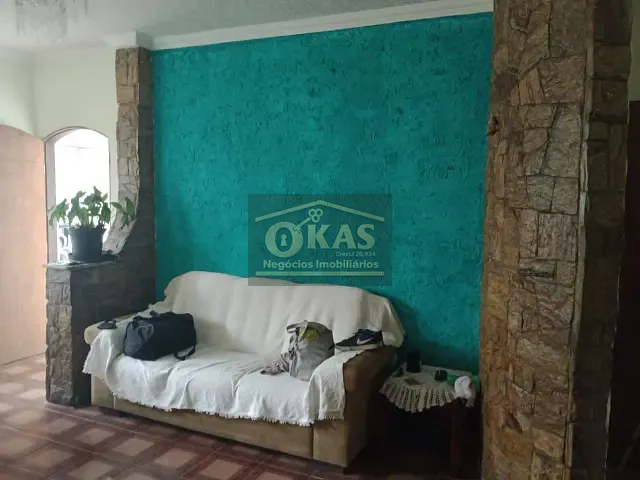 Casa com 300m² 2 quartos e 3 banheiros, à venda, no bairro Vila Colorado em Suzano