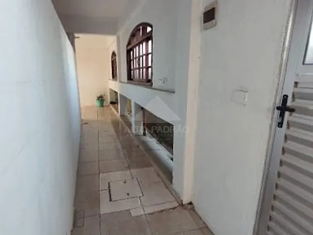 Casa com 257m² 3 quartos e 3 banheiros, à venda, no bairro Vila Bocaina em Mauá