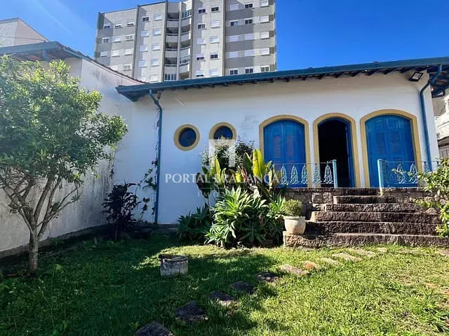 Casa com 570m² 3 quartos e 5 banheiros, à venda, no bairro Centro em Bragança Paulista