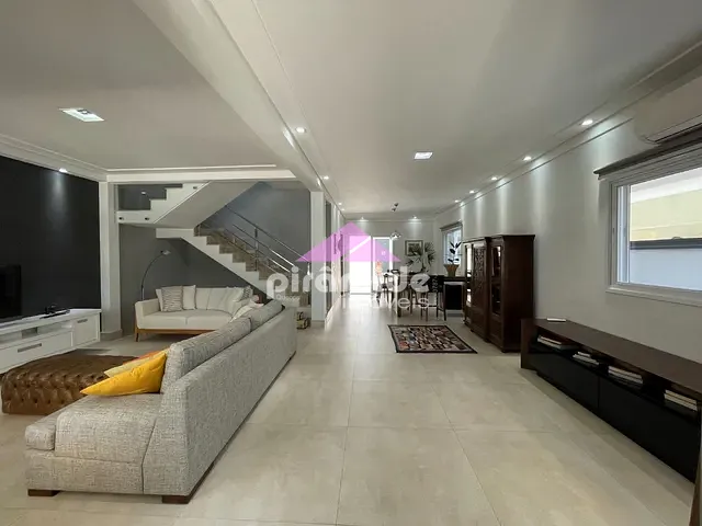 Casa com 250m² 4 quartos e 6 banheiros, à venda, no bairro Urbanova em São José dos Campos
