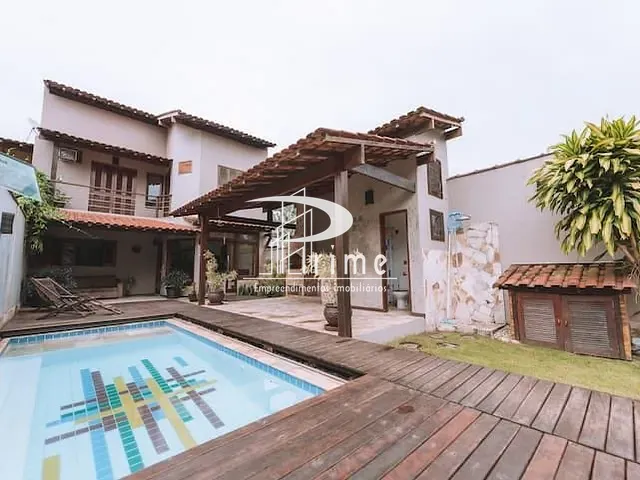 Casa com 250m² 3 quartos e 4 banheiros, à venda, no bairro Engenho do Mato em Niterói