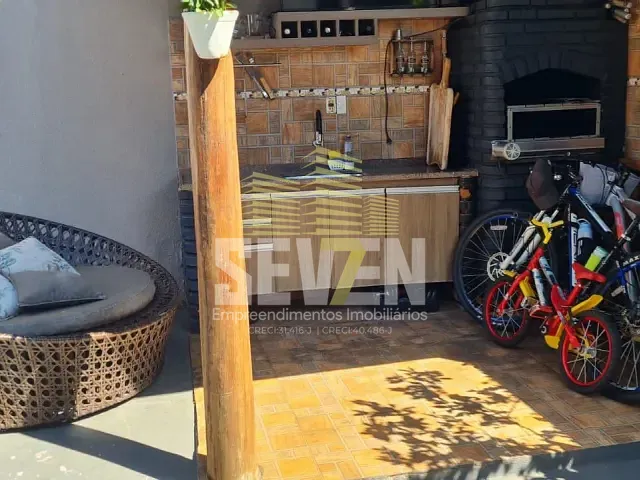Casa com 255m², à venda, no bairro Vila Santista em Bauru