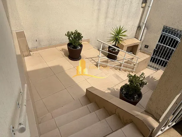 Casa com 302m² 4 quartos e 2 banheiros, à venda, no bairro Vila Nova York em São Paulo