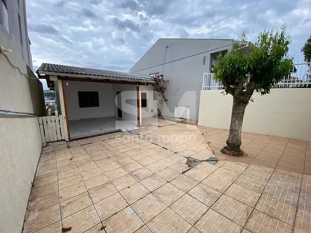 Casa 5 quartos e 2 banheiros, à venda, no bairro Maria Goretti em Chapecó