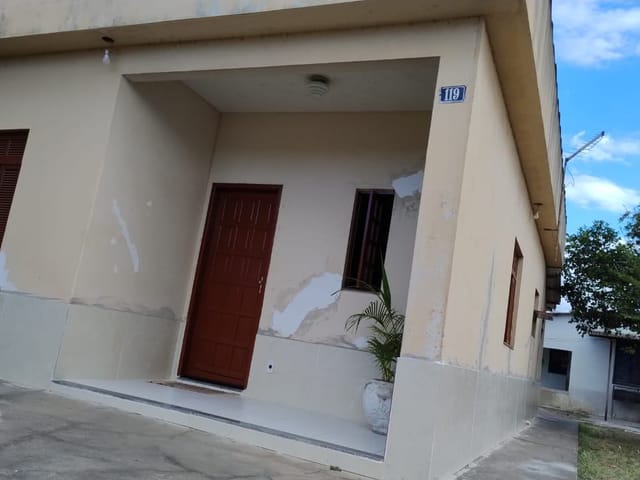 Casa com 420m² 2 quartos e 1 banheiro, à venda, no bairro Parque Jóquei Club em Campos dos Goytacazes