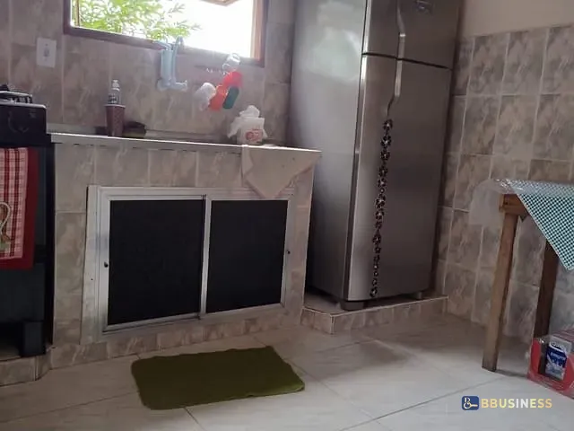 Casa com 420m² 2 quartos e 1 banheiro, à venda, no bairro Parque Jóquei Club em Campos dos Goytacazes