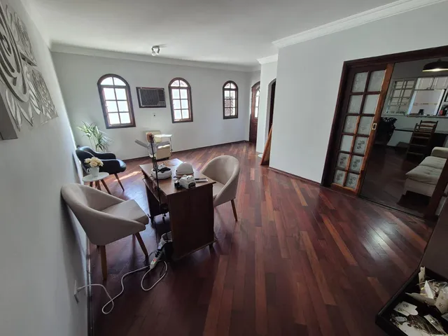 Casa 5 quartos e 5 banheiros, para alugar, no bairro Alto Ipiranga em Mogi das Cruzes