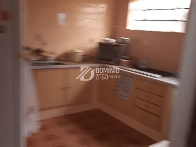 Casa com 800m² 3 quartos e 4 banheiros, à venda, no bairro Santa Maria em Uberaba