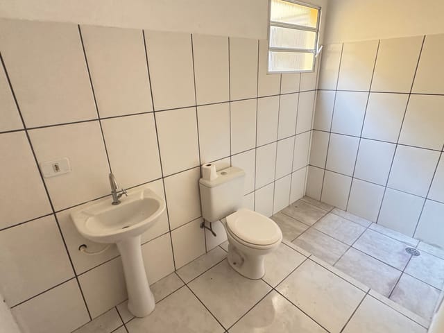 Casa 2 quartos e 1 banheiro, para alugar, no bairro Vila Americana em Tatuí