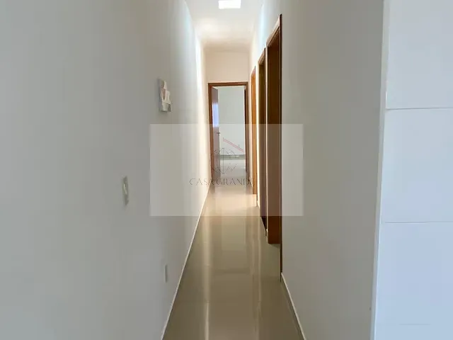 Casa com 190m² 3 quartos e 2 banheiros, para alugar, no bairro Jardim das Hortencias em Rolândia