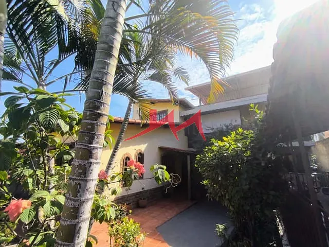 Casa com 360m² 3 quartos e 3 banheiros, à venda, no bairro Jardim Catarina em São Gonçalo
