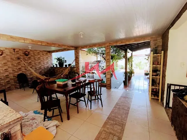 Casa com 360m² 3 quartos e 3 banheiros, à venda, no bairro Jardim Catarina em São Gonçalo