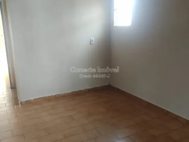 Casa com 144m² 4 quartos e 2 banheiros, à venda, no bairro Vila Guilherme em Jaguariúna