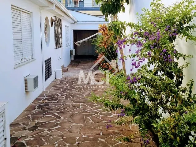 Casa com 280m² 5 quartos e 4 banheiros, à venda, no bairro Centro em Pelotas