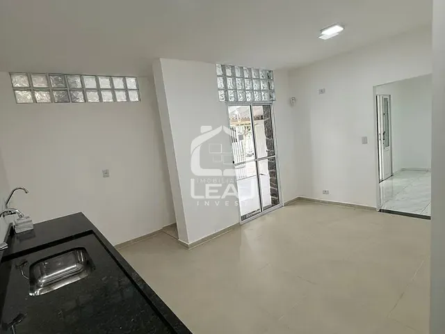 Casa com 192m² 3 quartos e 2 banheiros, à venda, no bairro Vila Cordeiro em São Paulo