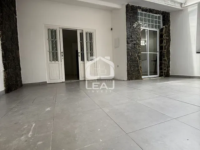 Casa com 192m² 3 quartos e 2 banheiros, à venda, no bairro Vila Cordeiro em São Paulo