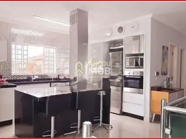 Casa com 250m² 4 quartos e 3 banheiros, à venda, no bairro Jardim Paulista II em Jundiaí