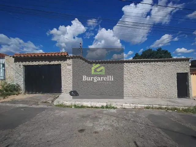 Casa 3 quartos e 3 banheiros, para alugar, no bairro Costa Pinto em Lavras