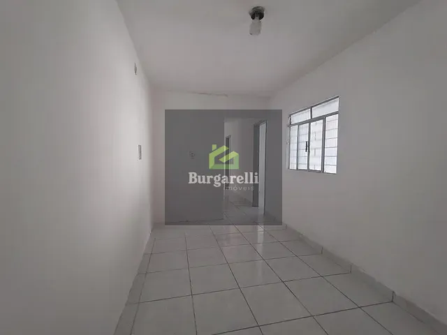 Casa 3 quartos e 3 banheiros, para alugar, no bairro Costa Pinto em Lavras