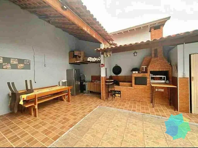 Casa com 180m² 3 quartos e 2 banheiros, à venda, no bairro Loteamento Terras de São Pedro e São Paulo em Salto