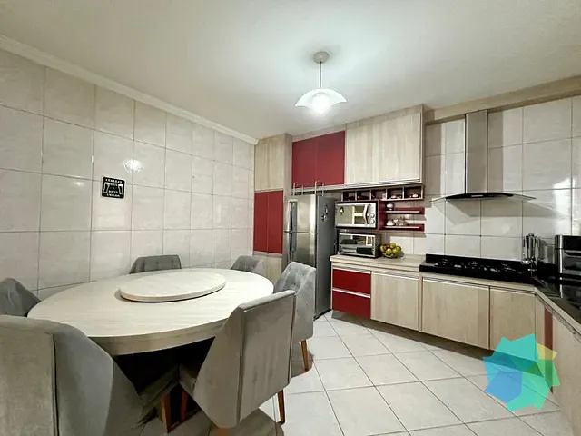 Casa com 180m² 3 quartos e 2 banheiros, à venda, no bairro Loteamento Terras de São Pedro e São Paulo em Salto