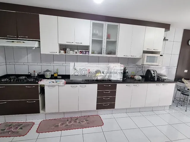 Casa 3 quartos e 3 banheiros, à venda, no bairro Leonor em Londrina