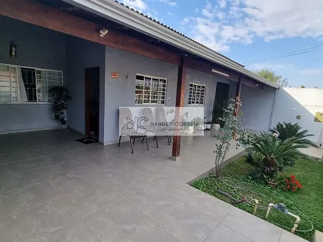 Casa 3 quartos e 3 banheiros, à venda, no bairro Leonor em Londrina