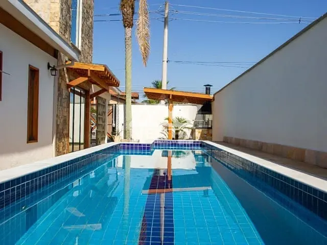 Casa com 444m² 3 quartos e 4 banheiros, à venda, no bairro Indaiá em Caraguatatuba