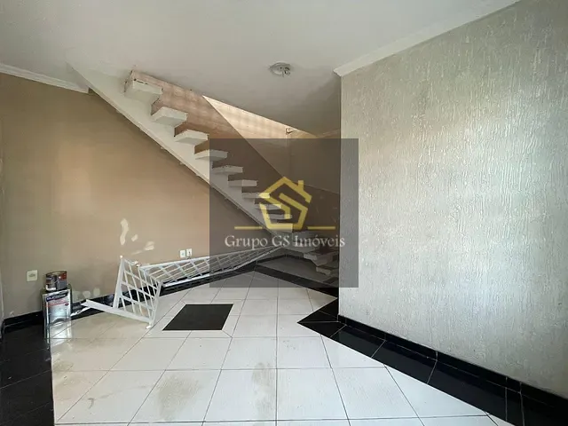 Casa com 200m² 2 quartos e 2 banheiros, para alugar, no bairro Jardim Nova Palmares em Valinhos
