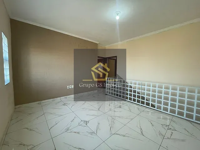 Casa com 200m² 2 quartos e 2 banheiros, para alugar, no bairro Jardim Nova Palmares em Valinhos