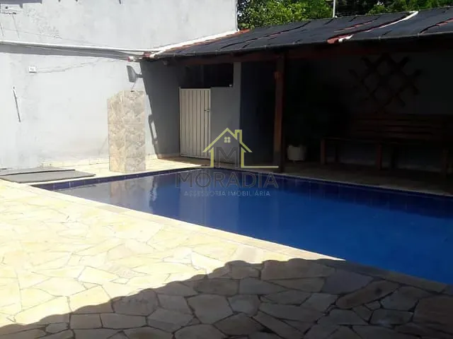 Casa com 375m² 3 quartos e 3 banheiros, à venda, no bairro Parque das Orquideas em Guaxupé