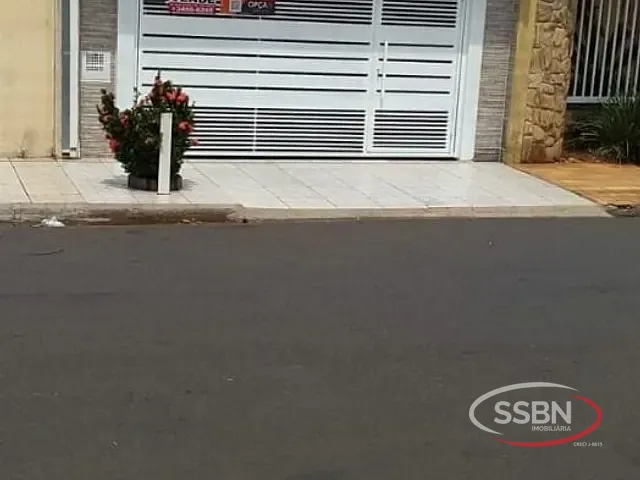 Casa com 150m² 2 quartos e 2 banheiros, à venda, no bairro Jardim Santa Rosa em Nova Odessa