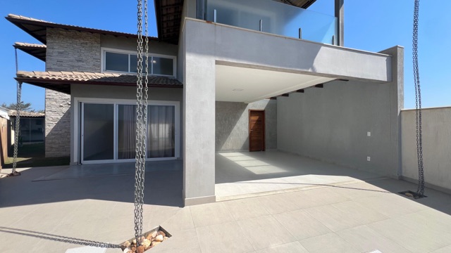 Casa com 384m² 4 quartos e 5 banheiros, à venda, no bairro Praia do Foguete em Cabo Frio