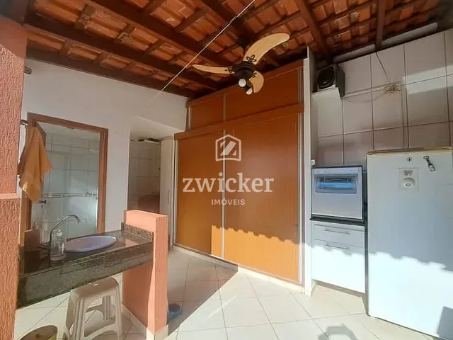 Casa com 308m² 3 quartos e 3 banheiros, à venda, no bairro Jardim José Kalil em Bauru