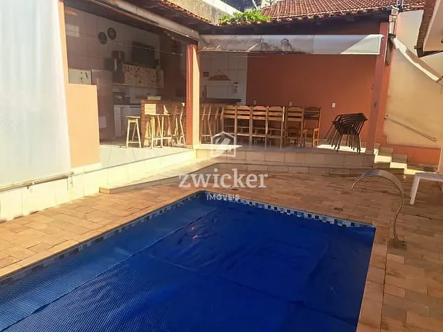 Casa com 308m² 3 quartos e 3 banheiros, à venda, no bairro Jardim José Kalil em Bauru