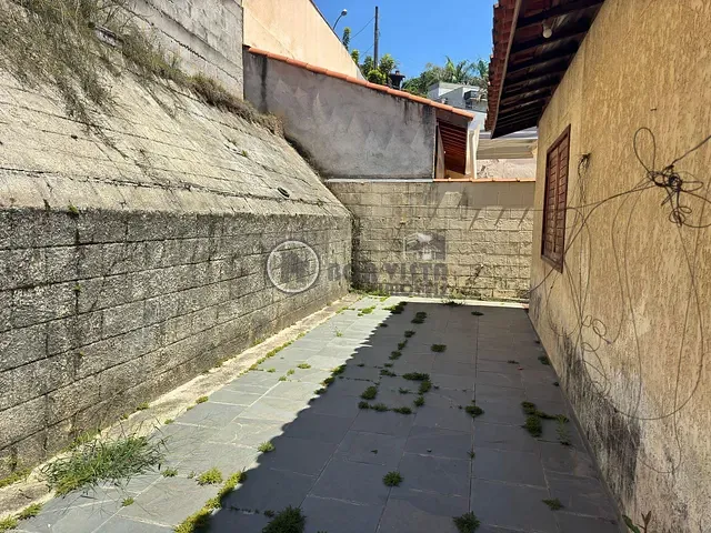 Casa 3 quartos e 2 banheiros, à venda, no bairro Parque Residencial Itapeti em Mogi das Cruzes