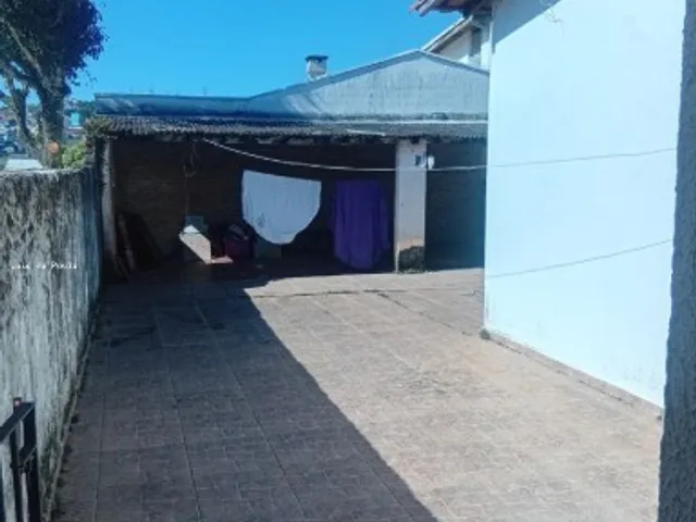 Casa 2 quartos e 1 banheiro, à venda, no bairro Conjunto Residencial Nova Bertioga em Mogi das Cruzes