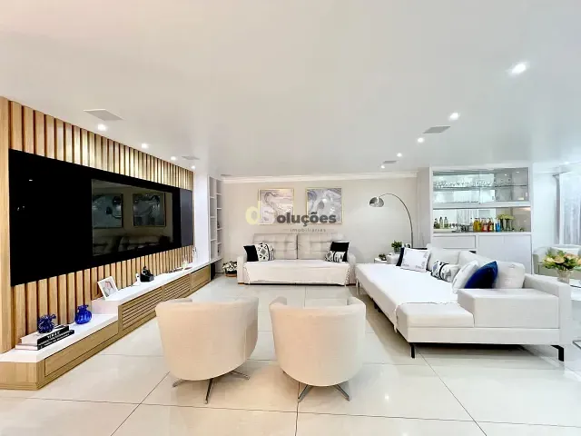 Casa 4 quartos e 6 banheiros, à venda, no bairro Horto Florestal em São Paulo