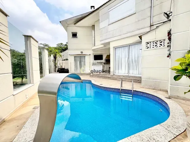 Casa 4 quartos e 6 banheiros, à venda, no bairro Horto Florestal em São Paulo
