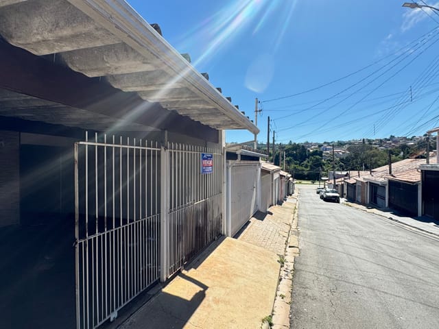 Casa 3 quartos e 1 banheiro, à venda, no bairro Parque Santa Maria em Tatuí